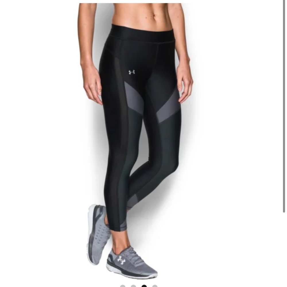 Under Armour Women's HeatGear Color Blocked Ankle Capris Leggings